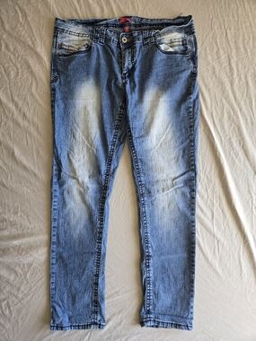 BONGO Light Blue Women’s Slim Straight Jeans